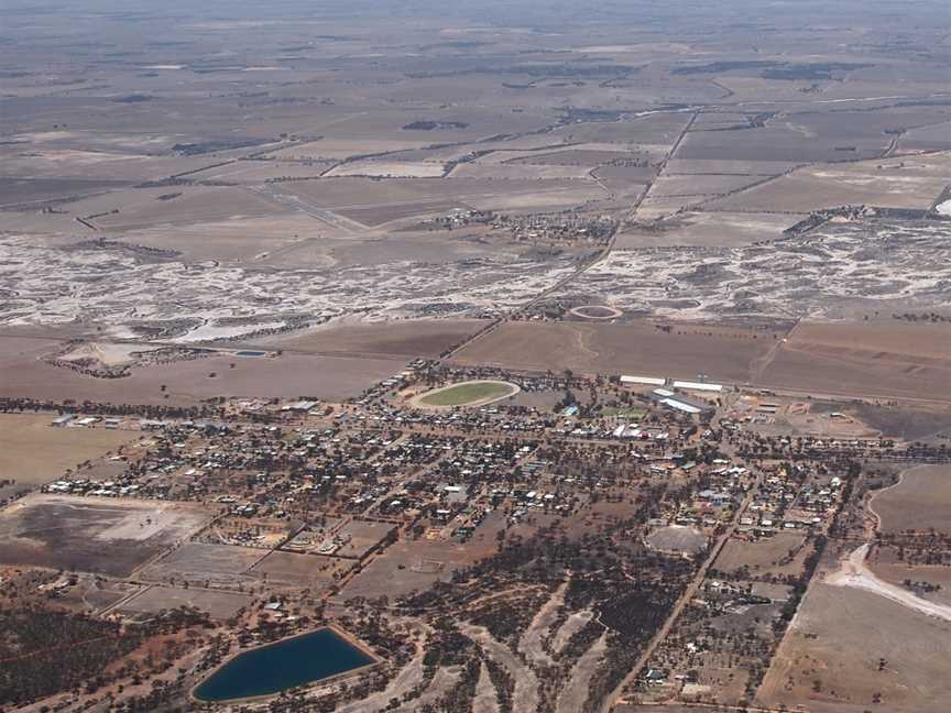 Cunderdin Western Australia aerial view.jpg