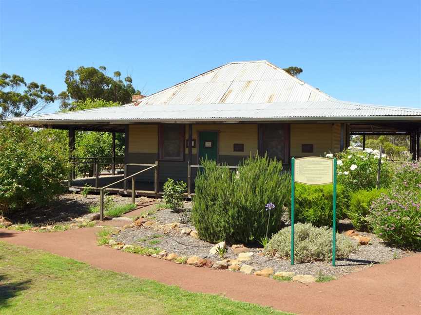 Albert Facey Homestead C2014(1)