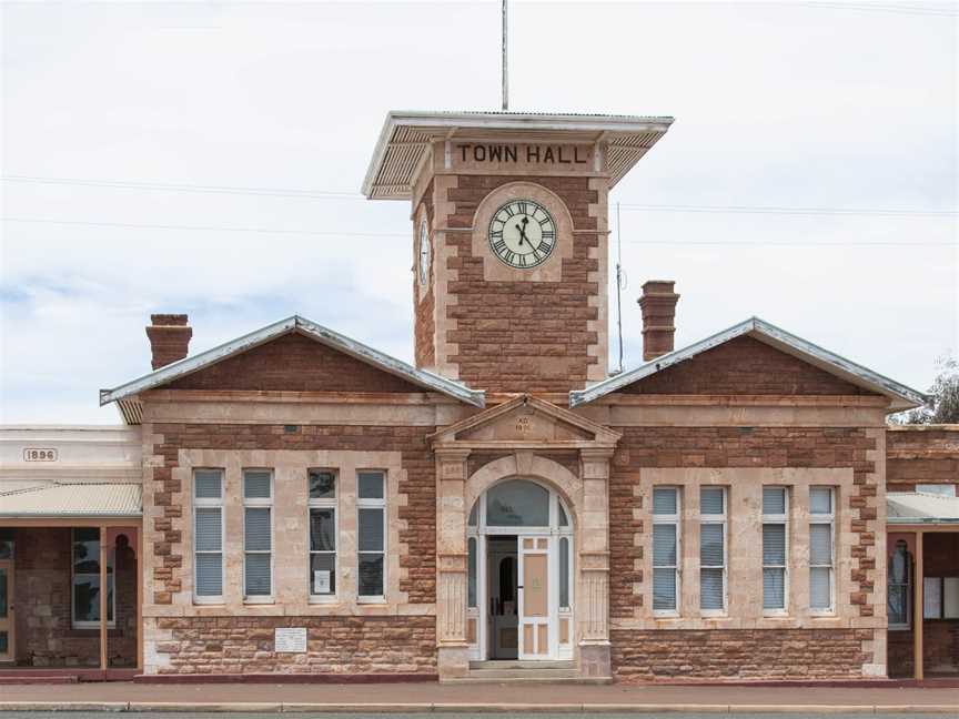 Town Hall, Menzies.jpg