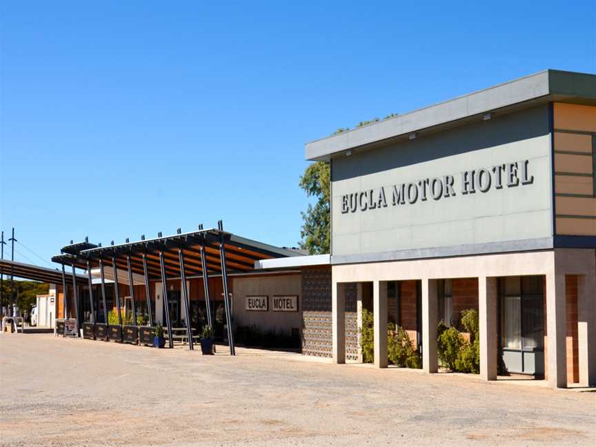 Eucla Hotel Motel, 2017 (03).jpg