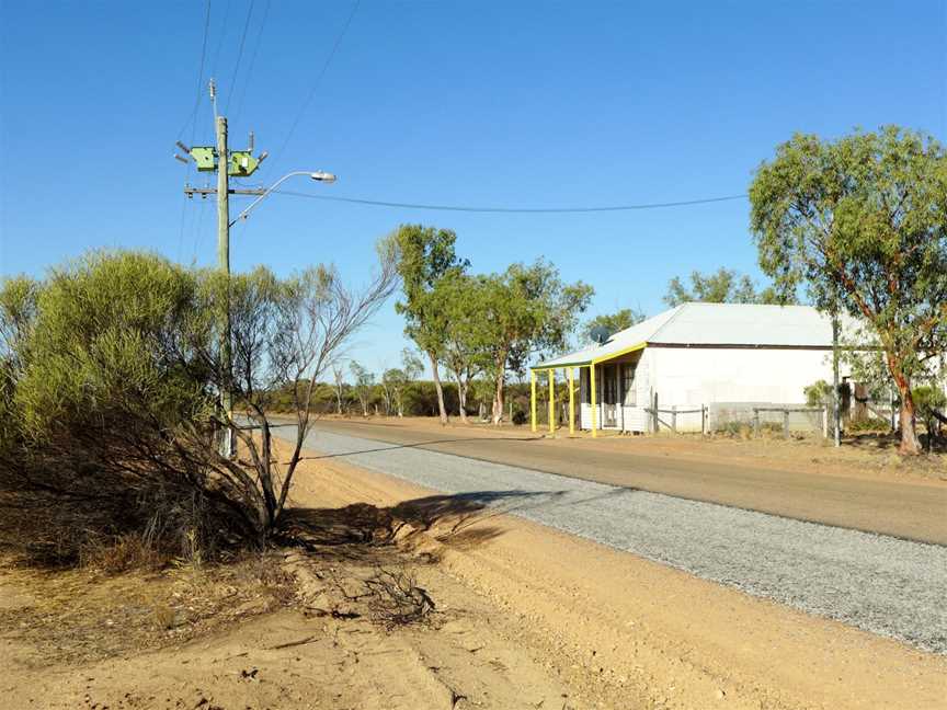 Dowerin-Kalannie Road, Burakin, 2014(3).JPG