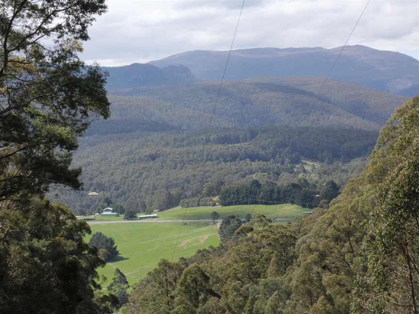 Lower Longley, Tasmania from Vinces Saddle.JPG