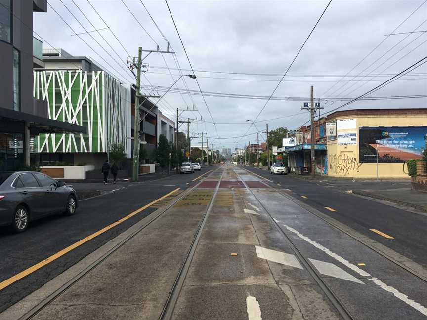 Part-time tram lane on Nicholson Street, Brunswick East.jpg