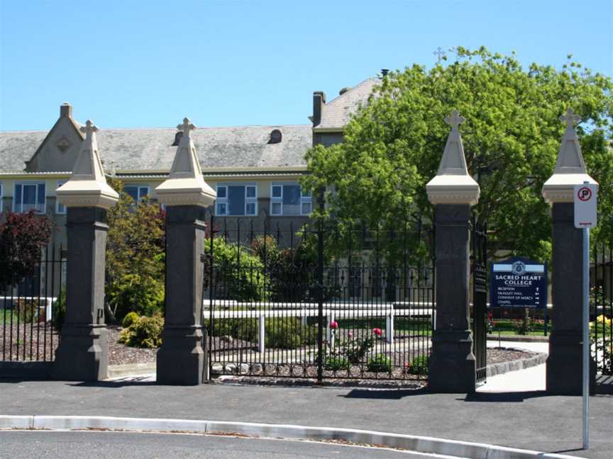 Sacred Heart College Geelongmaingates