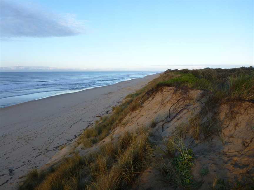 552 Shoreline Dr, Golden Beach VIC 3851, Australia - panoramio.jpg