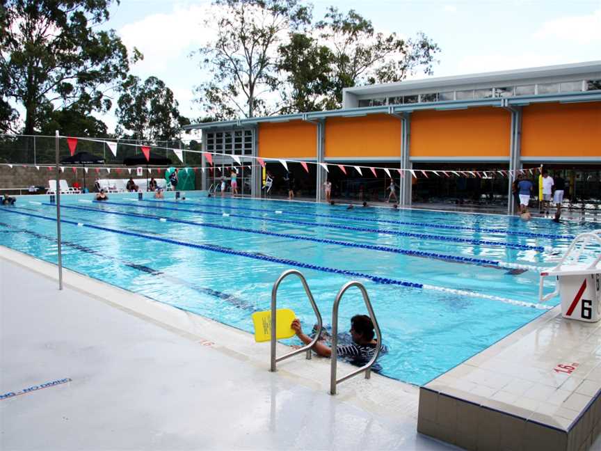 Mount Gravatt East Aquatic Centre - 25 metre outdoor pool (6984012477).jpg