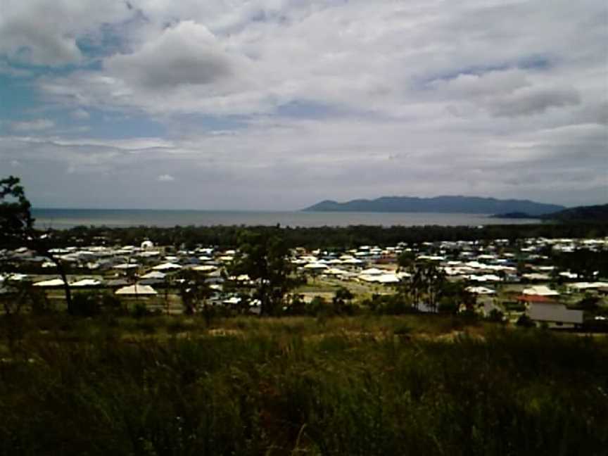 Bushland Beach with Magnetic Island in background.jpg