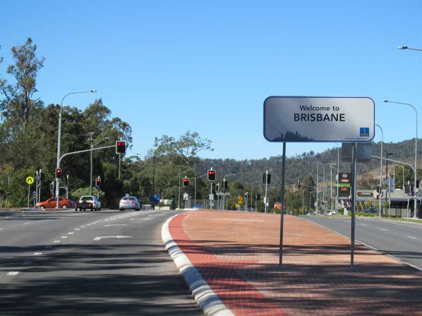 Brisbane welcome Ferny Grove Samford Rd.jpg