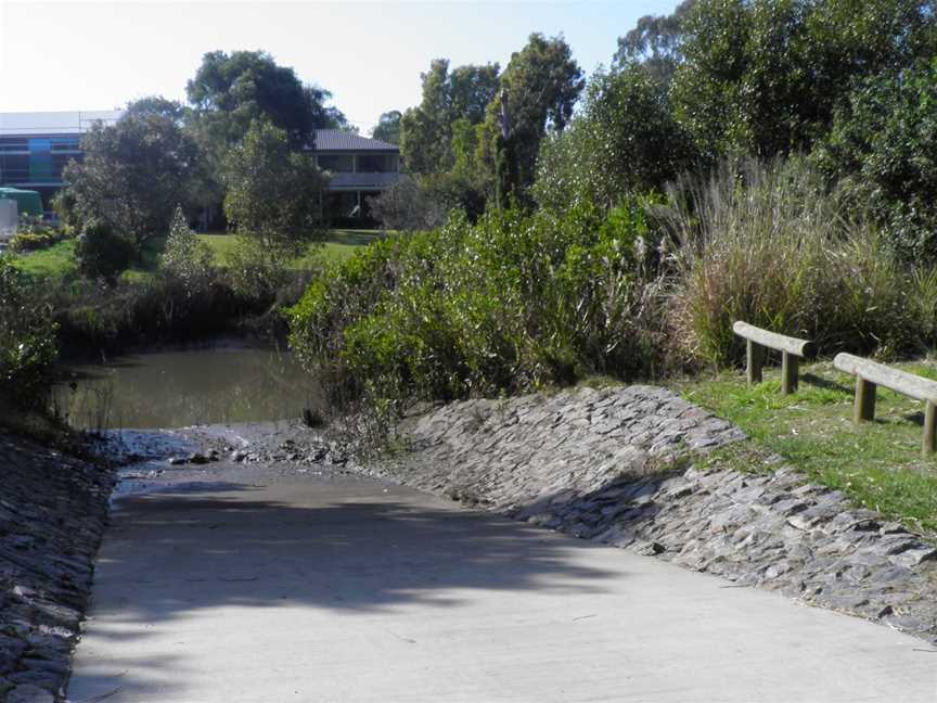 Murarrie Recreation Reserve Canoe Ramp (7162921482).jpg