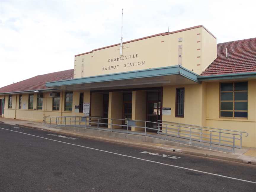 Charleville Railway Station CQueensland CJuly2013