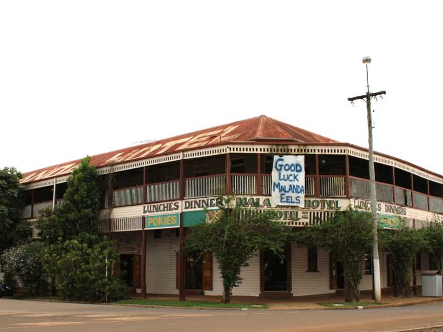 Malanda Hotel, Malanda, Qld.1.jpg