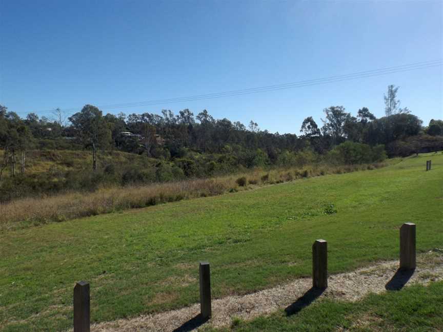 Bremer River parkland at Sadliers Crossing, Queensland.jpg