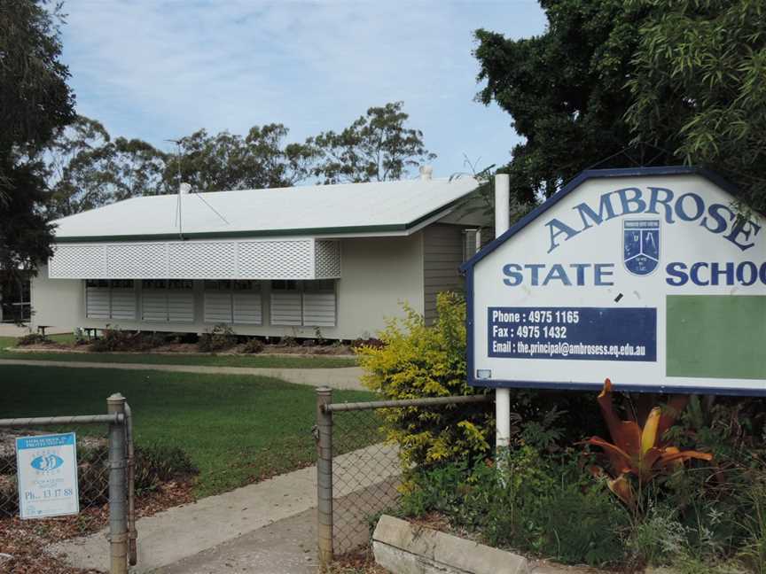Ambrose State School, 39 Gentle Annie Road, Ambrose, 2014.JPG