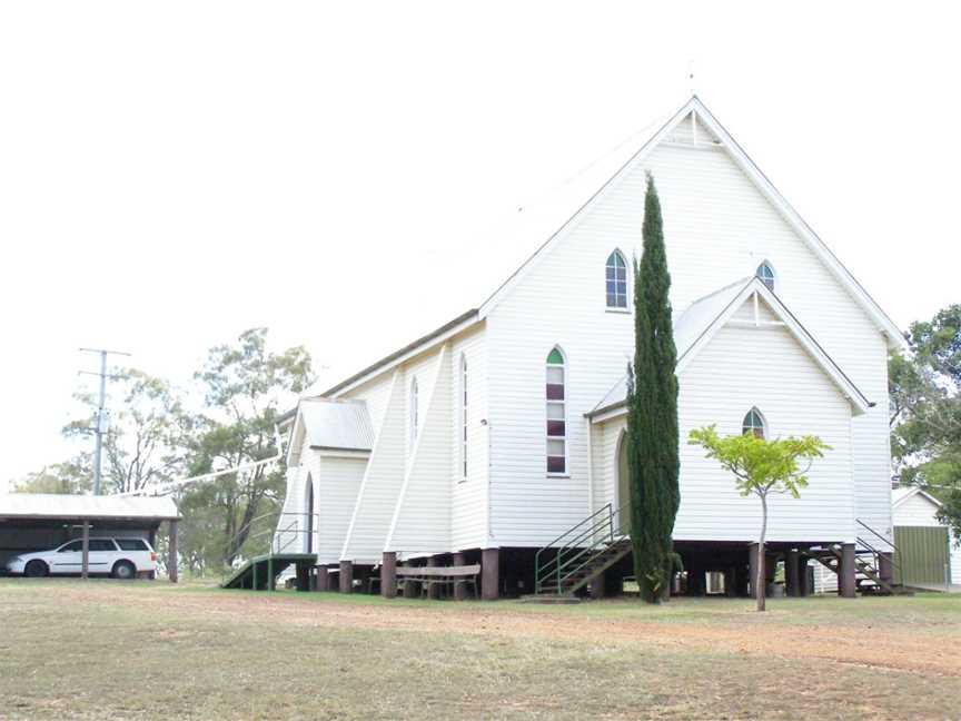 Ropeley Immanuel Lutheran Church, 2006.JPG