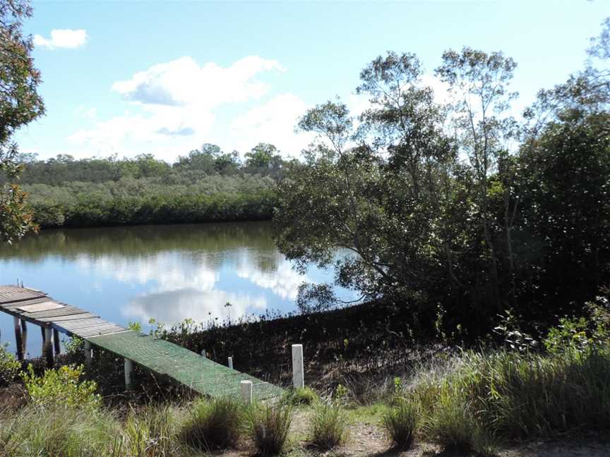 Coochin Creek as seen from The Esplanade, 2019 03.jpg