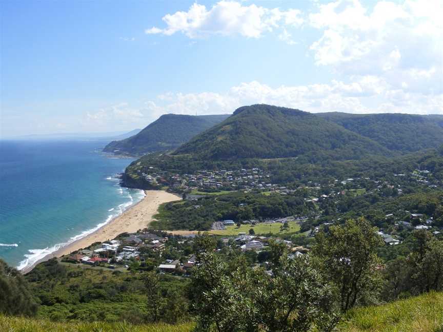 Bald Hill Coverlooking Stanwell Park
