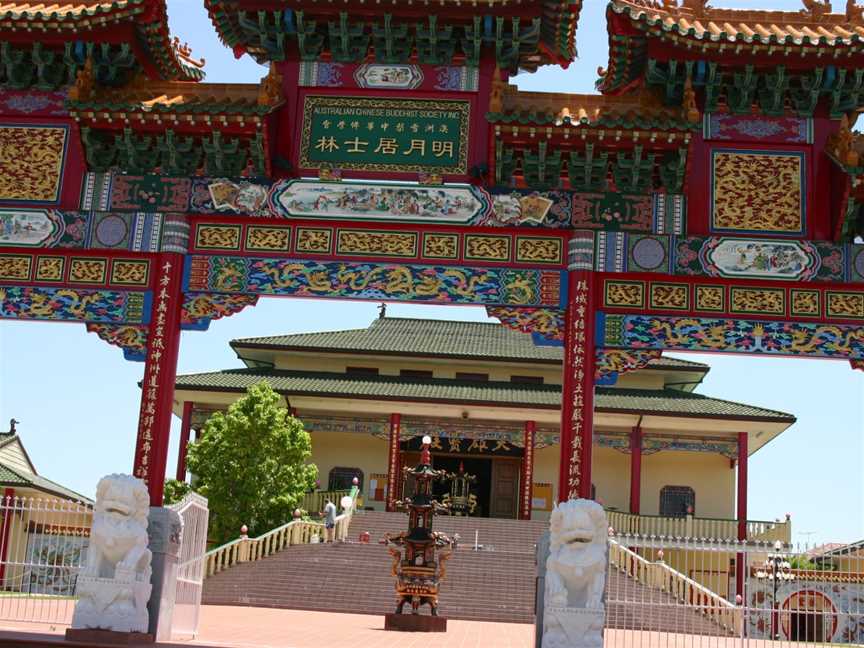 Bonnyrigg Buddhist temple.jpg