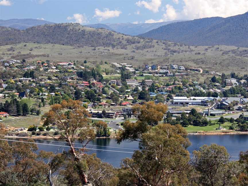 Jindabyne to the Snowies.jpg