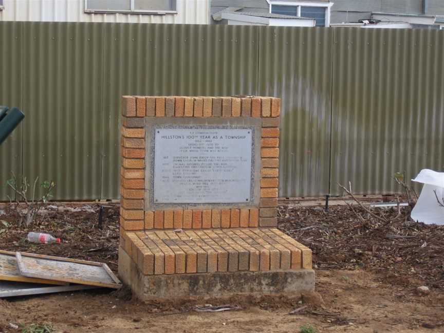 Hillston Centenary Memorial