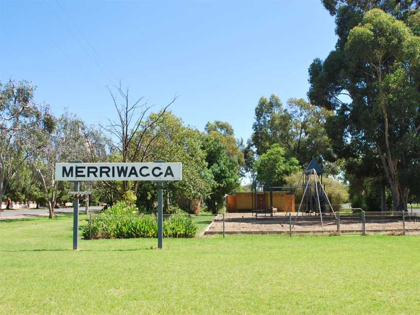 Merriwagga Railway Sign001