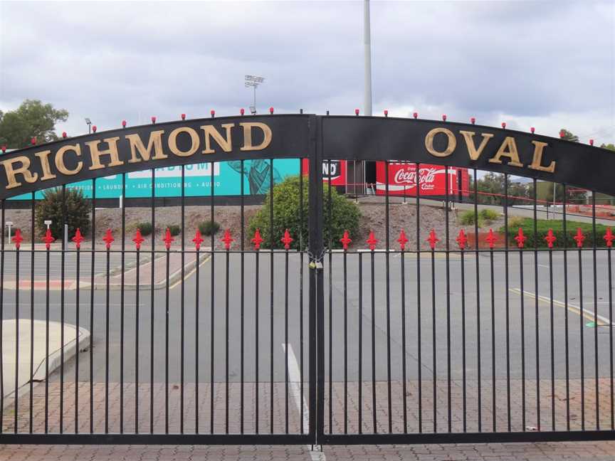Richmond Oval Gate
