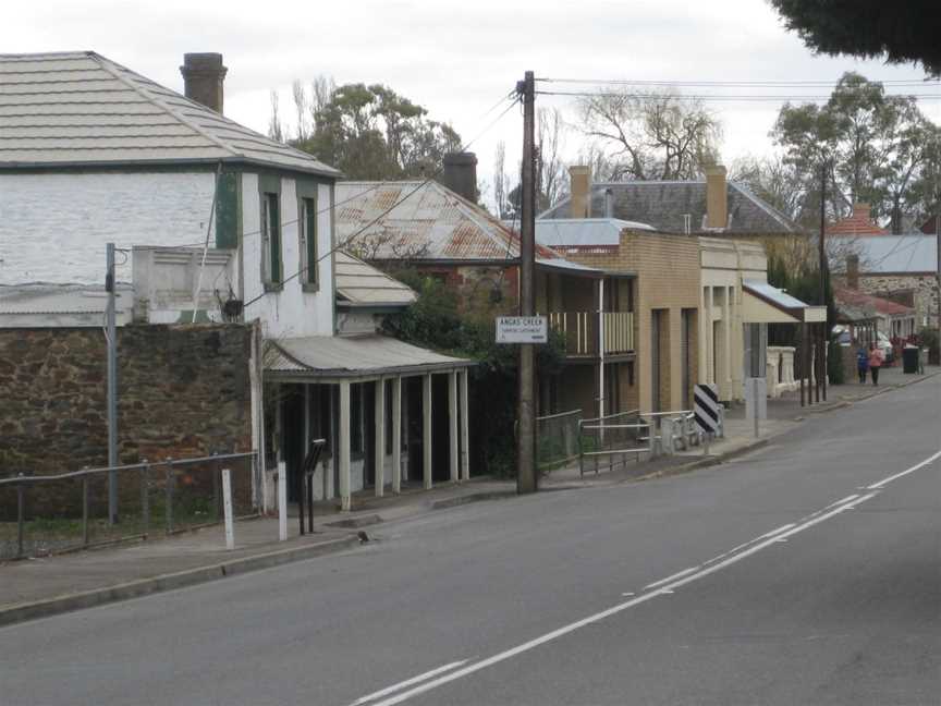 Mt Torrens main street.JPG