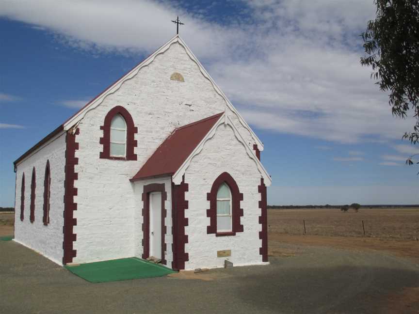 Geranium Plains church 2.JPG