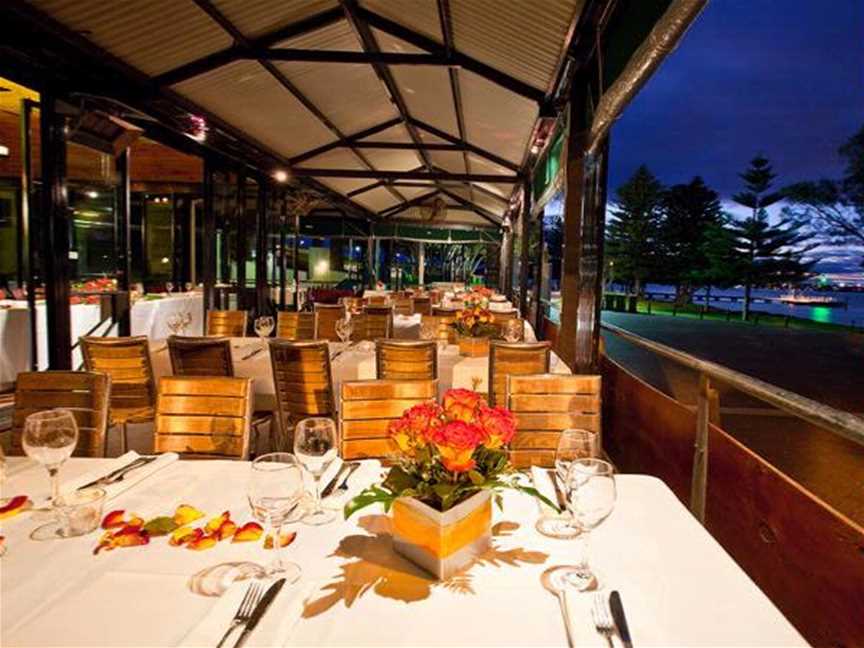 Walter's River Cafe, Function Venues & Catering in Bicton