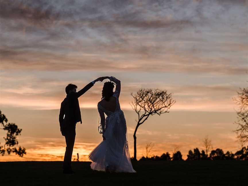 Sandalford Winery Sunset Wedding Photo