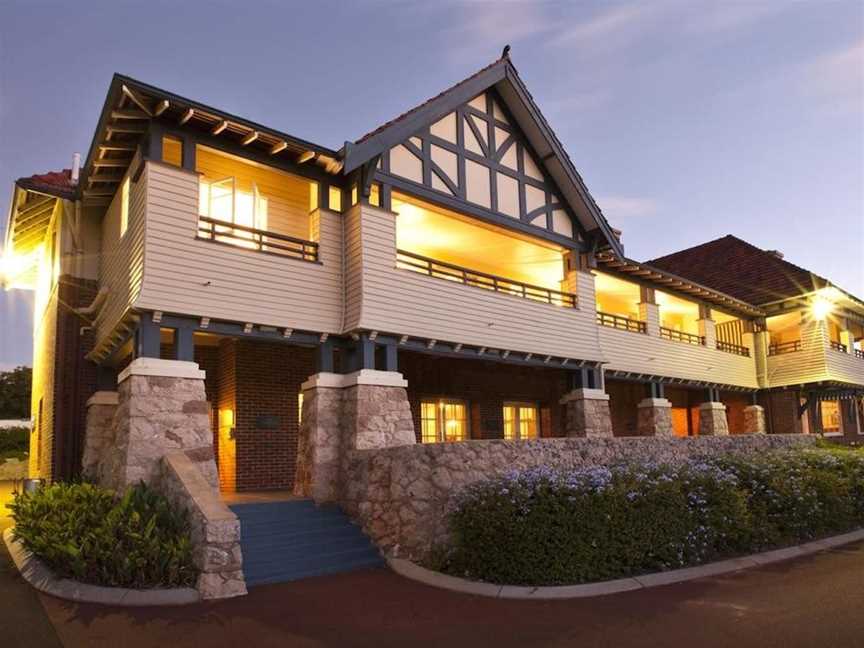 Caves House Hotel Outdoor Movies, Events in Yallingup