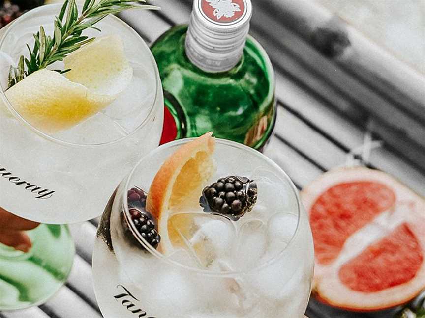 Mother's Day Tanqueray Spritz