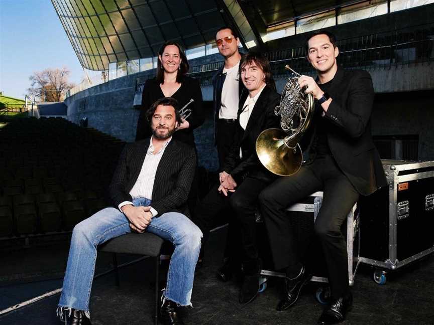 Jet joins Melbourne Symphony Orchestra