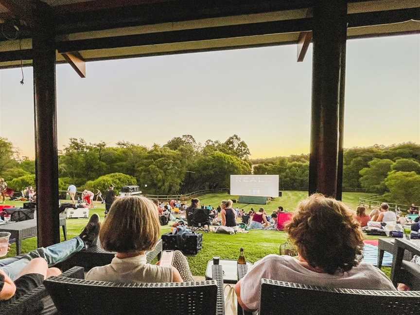 St-Aidan-Wines-Outdoor-Movie-from-the-pavilion