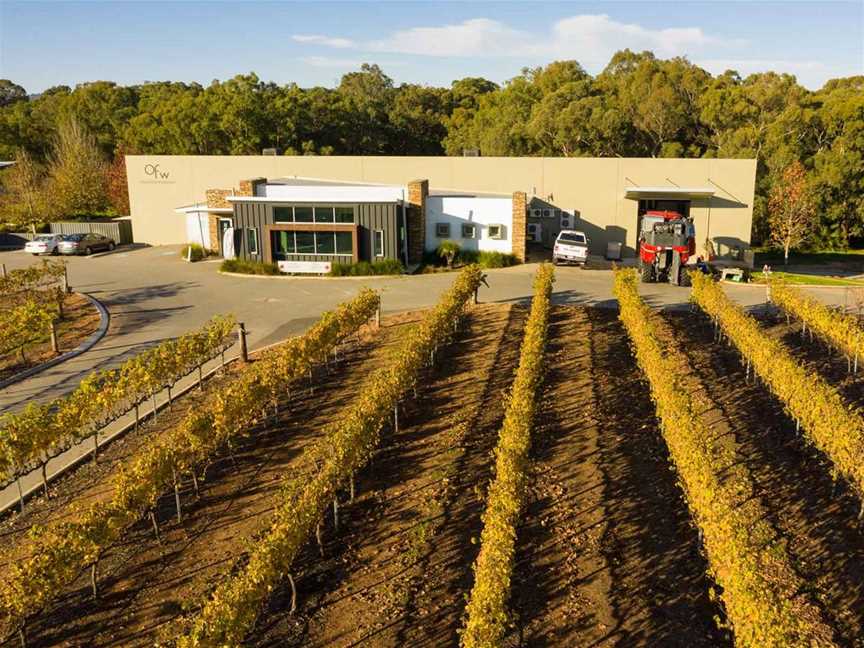 Olive Farm Wines, Wineries in Millendon