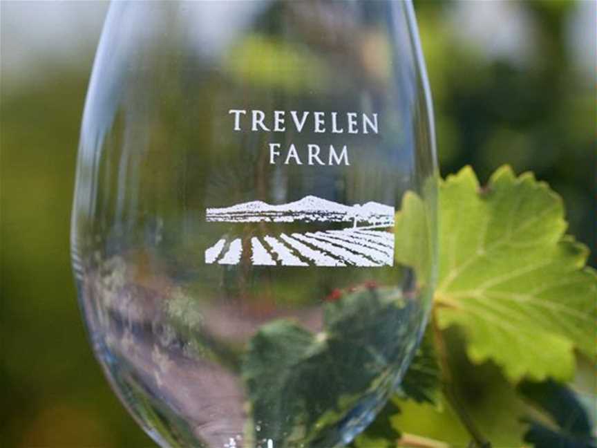 Trevelen Farm, Wineries in Cranbrook