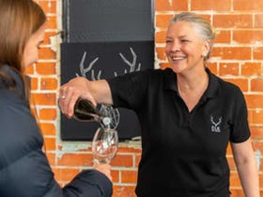 Elk Wines, Wineries in Greenock