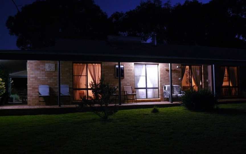 Protea Farm Cottages, Erudgere, NSW