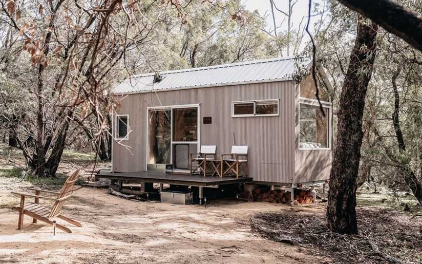 Hidden Cabins, Accommodation in Dardanup West