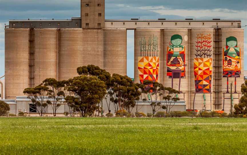Kyle Hughes Odgers in Merredin for PUBLIC Silo Art Trail, 2017. Photograph by Bewley Shaylor, courtesy of FORM