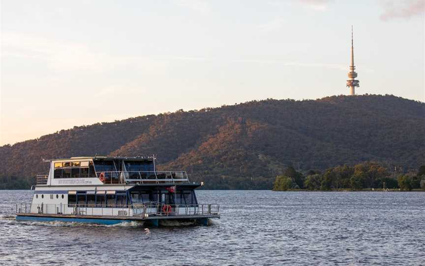 MV Southern Cross Cruises, Tours in Canberra - Suburb