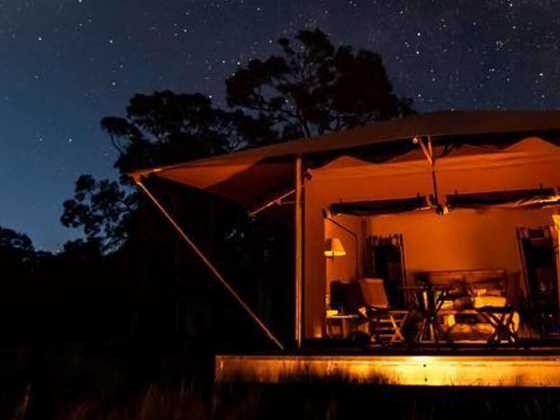 A romantic, eco-friendly glamping getaway in the Australian outback