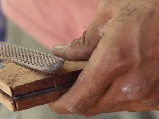 Lost Blades: how a Kimberley Indigenous blade-maker became a national arts award finalist