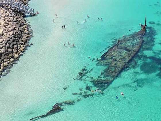 Four awesome shipwrecks on Perth beaches for snorkelling this weekend