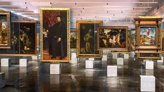 World-famous galleries and museums you can explore online